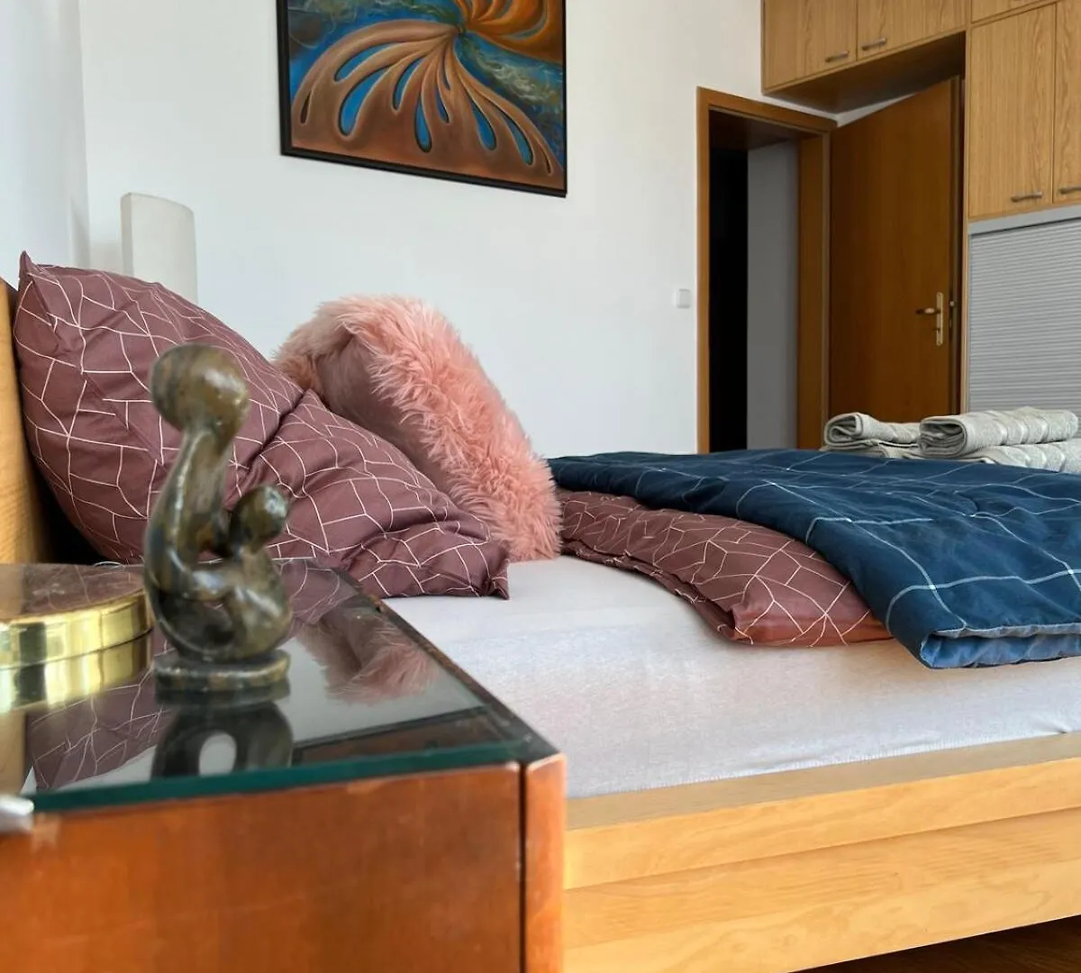 A Large 1 Bedroom Apartment With An Available Private Parking Prague 0*,  Czech Republic